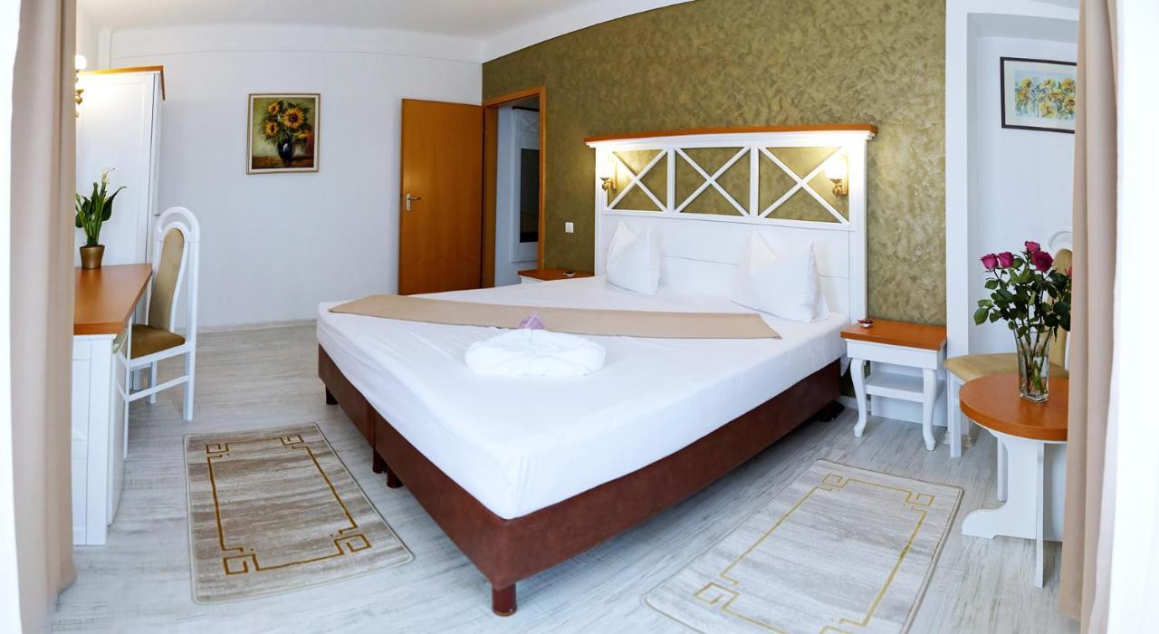 Hotel Albatros Mamaia Exteriér fotografie
