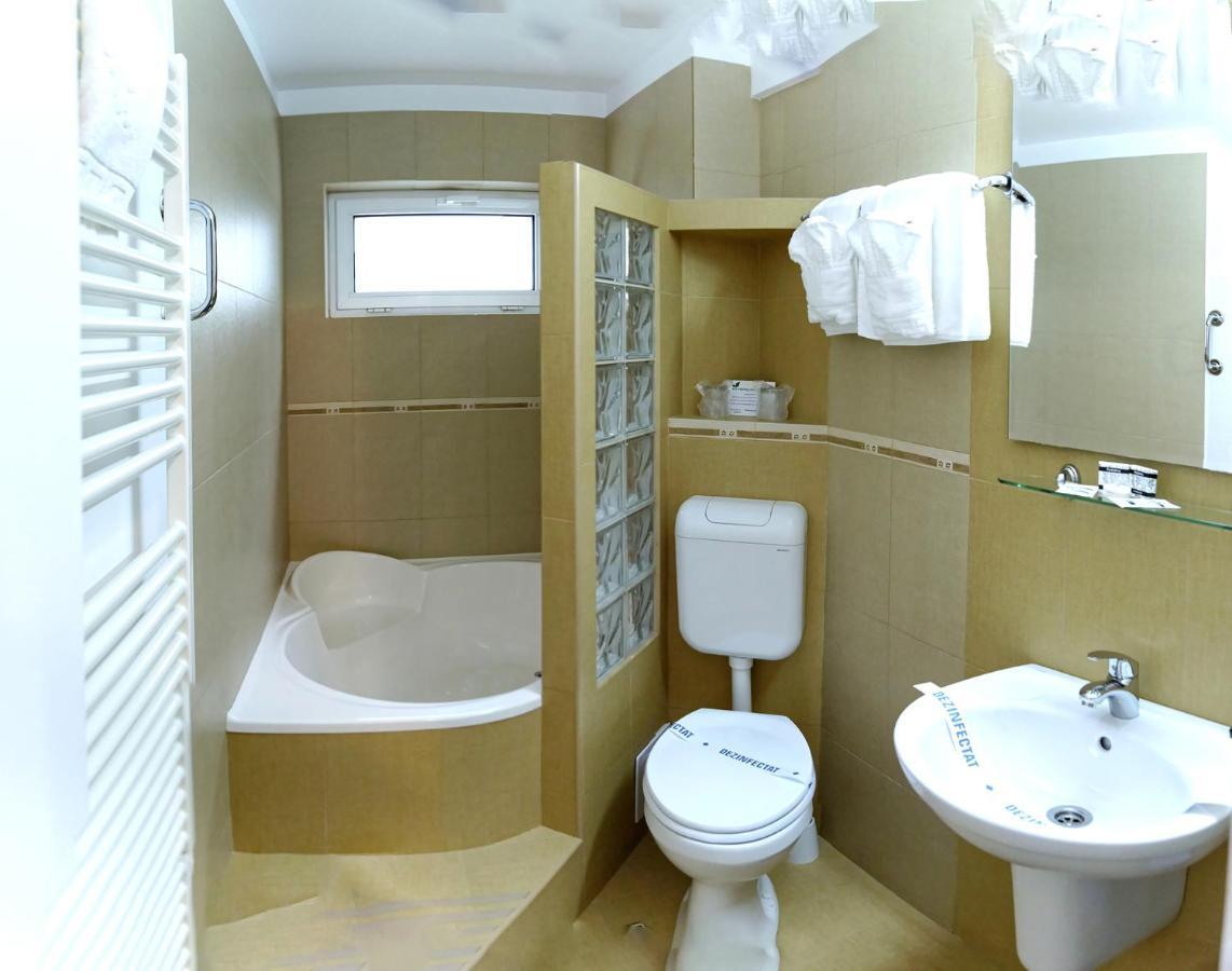 Hotel Albatros Mamaia Exteriér fotografie