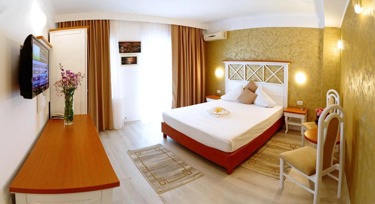 Hotel Albatros Mamaia Exteriér fotografie