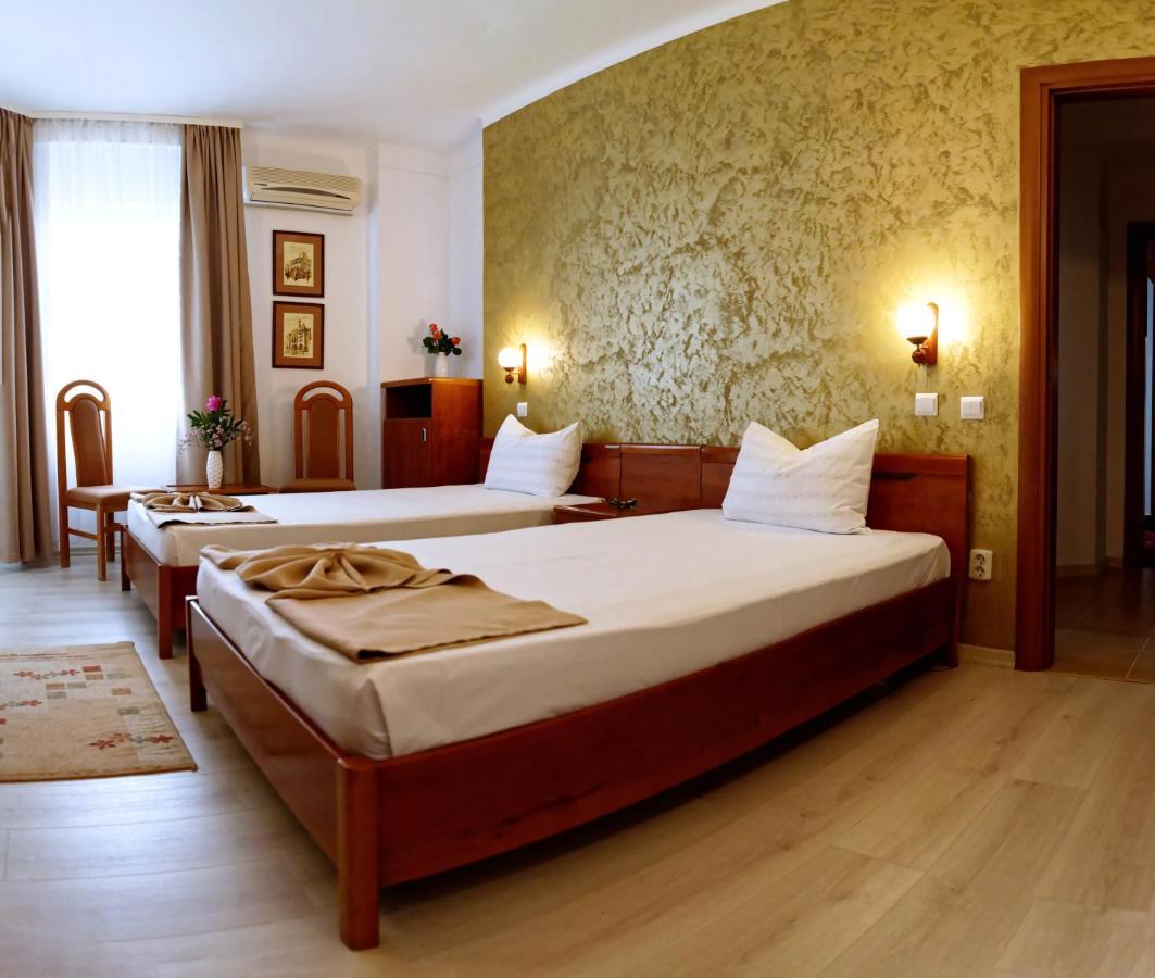 Hotel Albatros Mamaia Exteriér fotografie